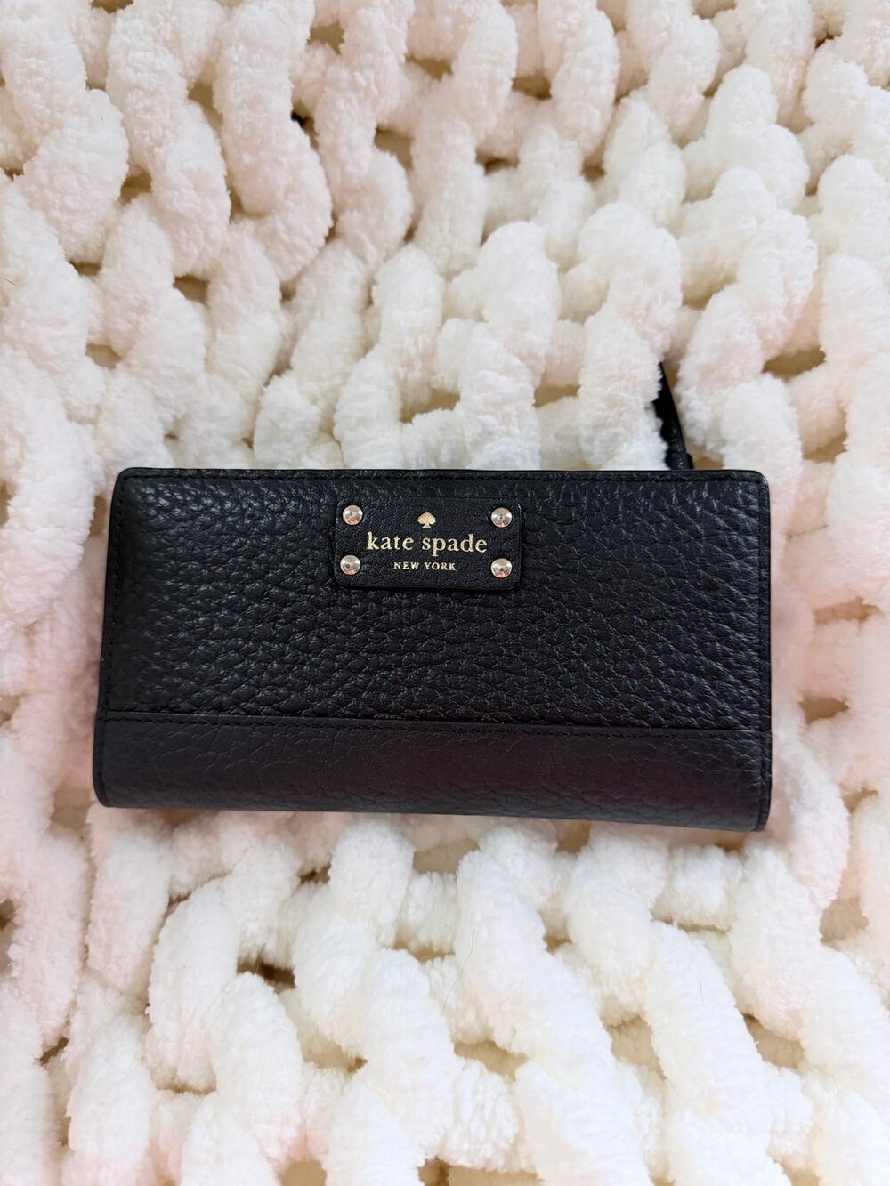 Kate Spade Bay Street Stacy Black Pebbled Leather Gold Tone Hardware Wallet
